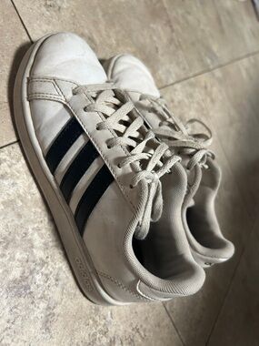 adidas Cream Sneakers with Black Stripes